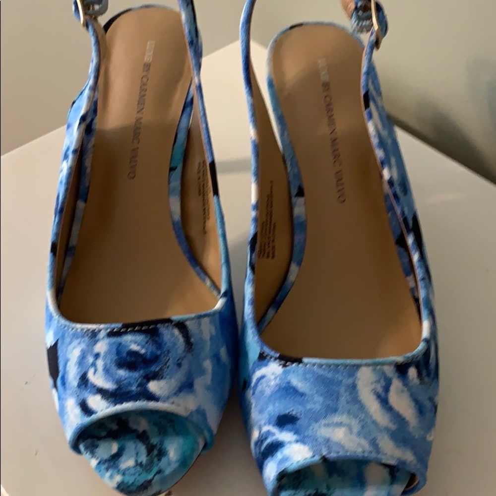 Flowered Heels - Picture 2 of 5